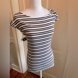 Gap Navy and White Striped Top Size Medium Tall